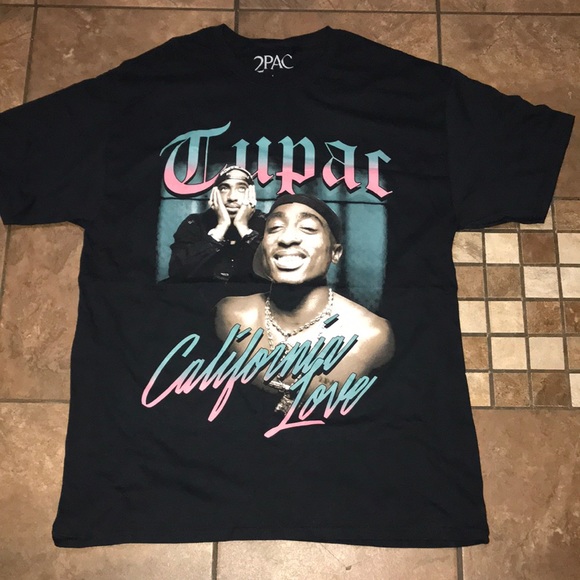 NWOT Unisex Tupac Tee - Picture 1 of 4